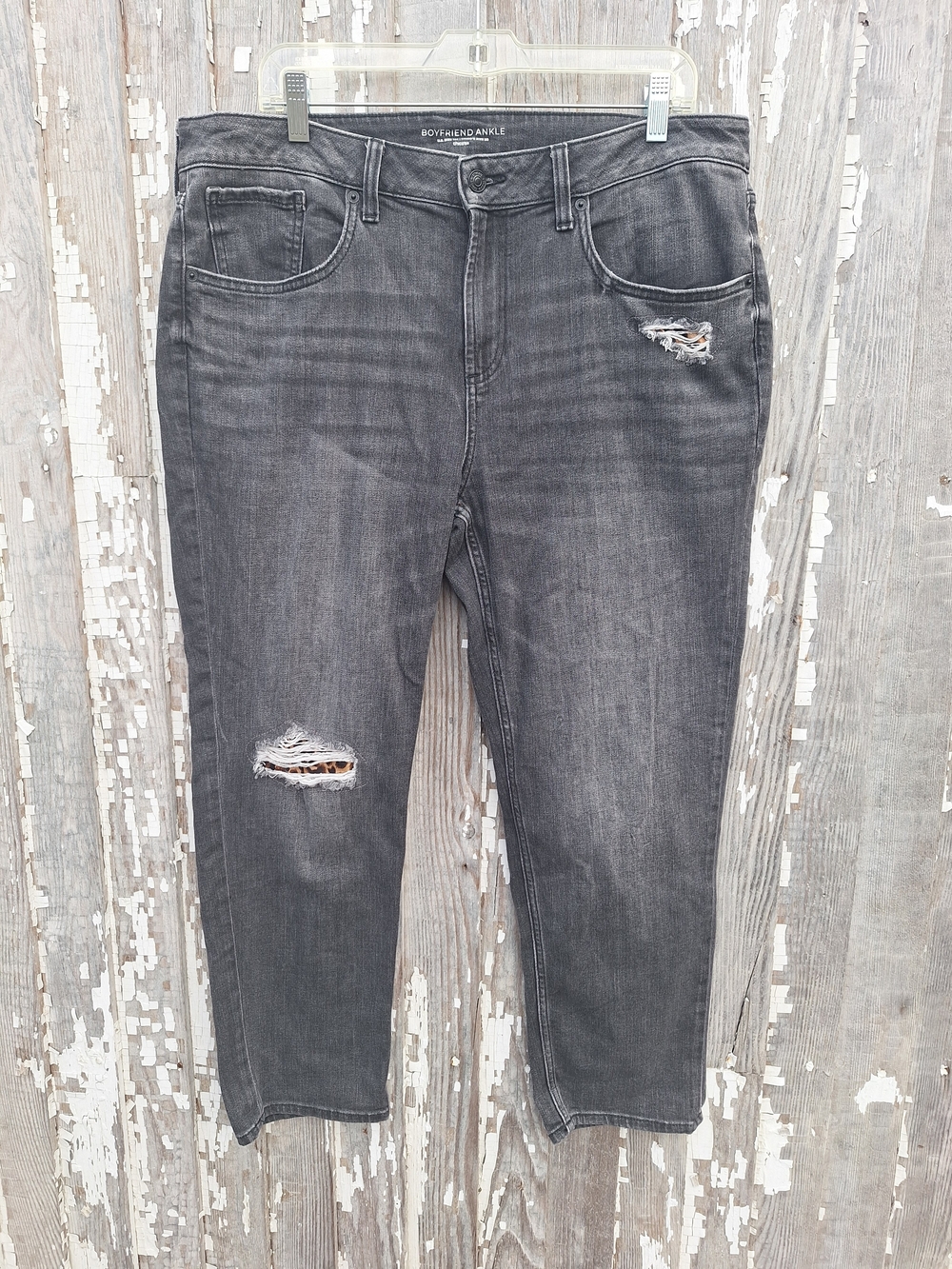 Chico's Charcoal Leopard Distressed Boyfriend Ankle Jeans Size 2 12
